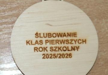 ŚLUBOWANIE KLAS I ORAZ WRĘCZENIE AKTÓW MIANOWANIA UCZNIOM KLASY MUNDUROWEJ W ZS PROSZOWICE
