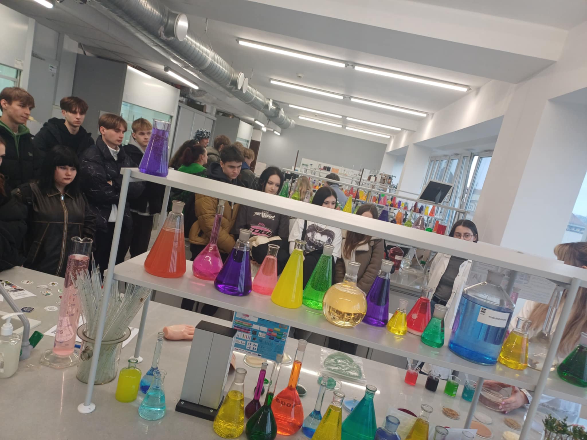 Z WIZYTĄ NA WYDZIALE INŻYNIERII I TECHNOLOGII CHEMICZNEJ POLITECHNIKI KRAKOWSKIEJ
