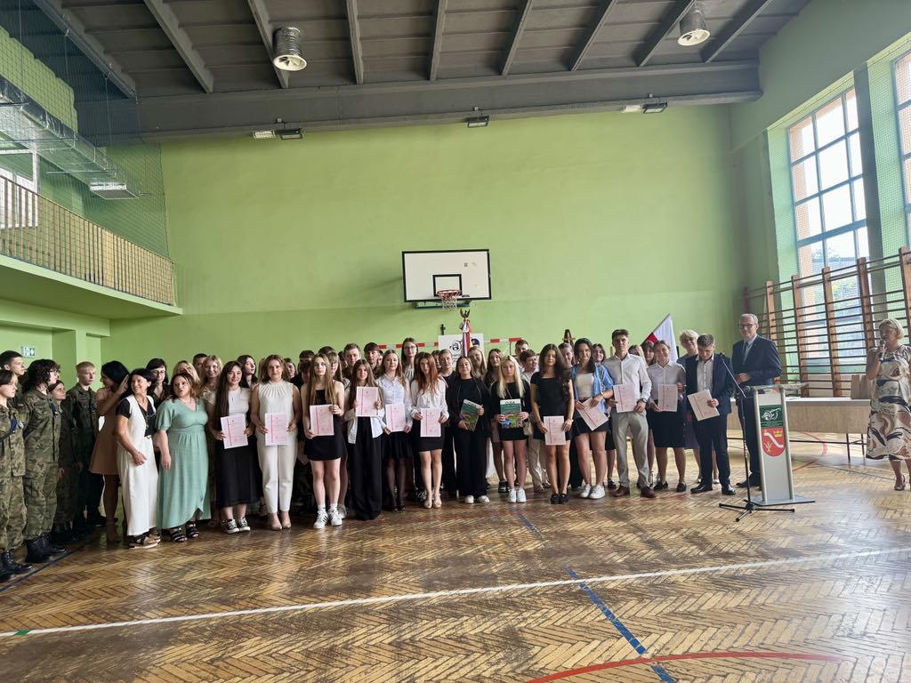 ZAKOŃCZENIE ROKU SZKOLNEGO 2024/2025 W ZS PROSZOWICE
