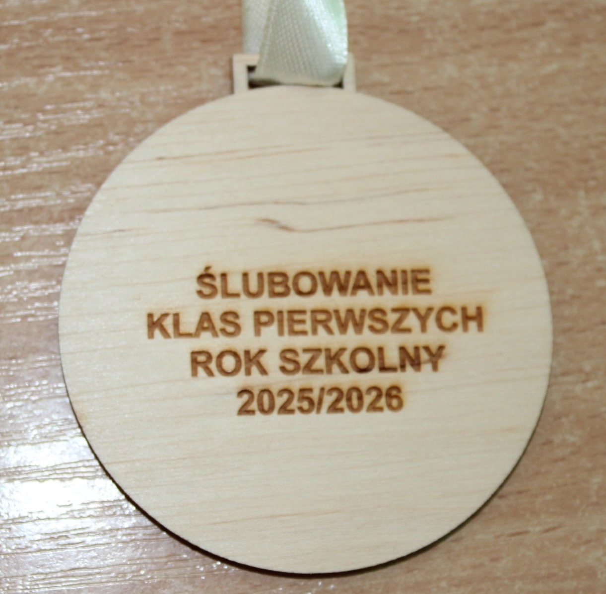 ŚLUBOWANIE KLAS I ORAZ WRĘCZENIE AKTÓW MIANOWANIA UCZNIOM KLASY MUNDUROWEJ W ZS PROSZOWICE