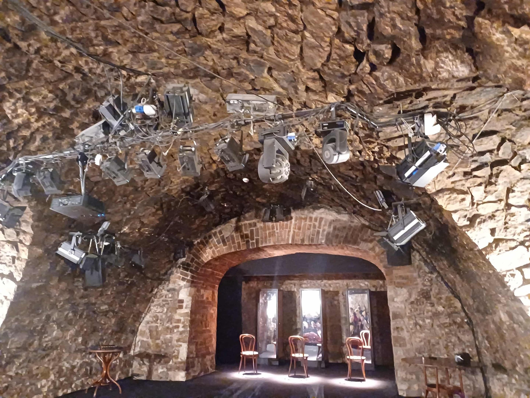 MIŁOŚNICY SZTUKI ZNÓW W TEATRZE – SPEKTAKL TEATRALNY „WSZYSTKO O KOBIETACH” W RAMACH PROJEKTU „POTĘGA TEATRU”