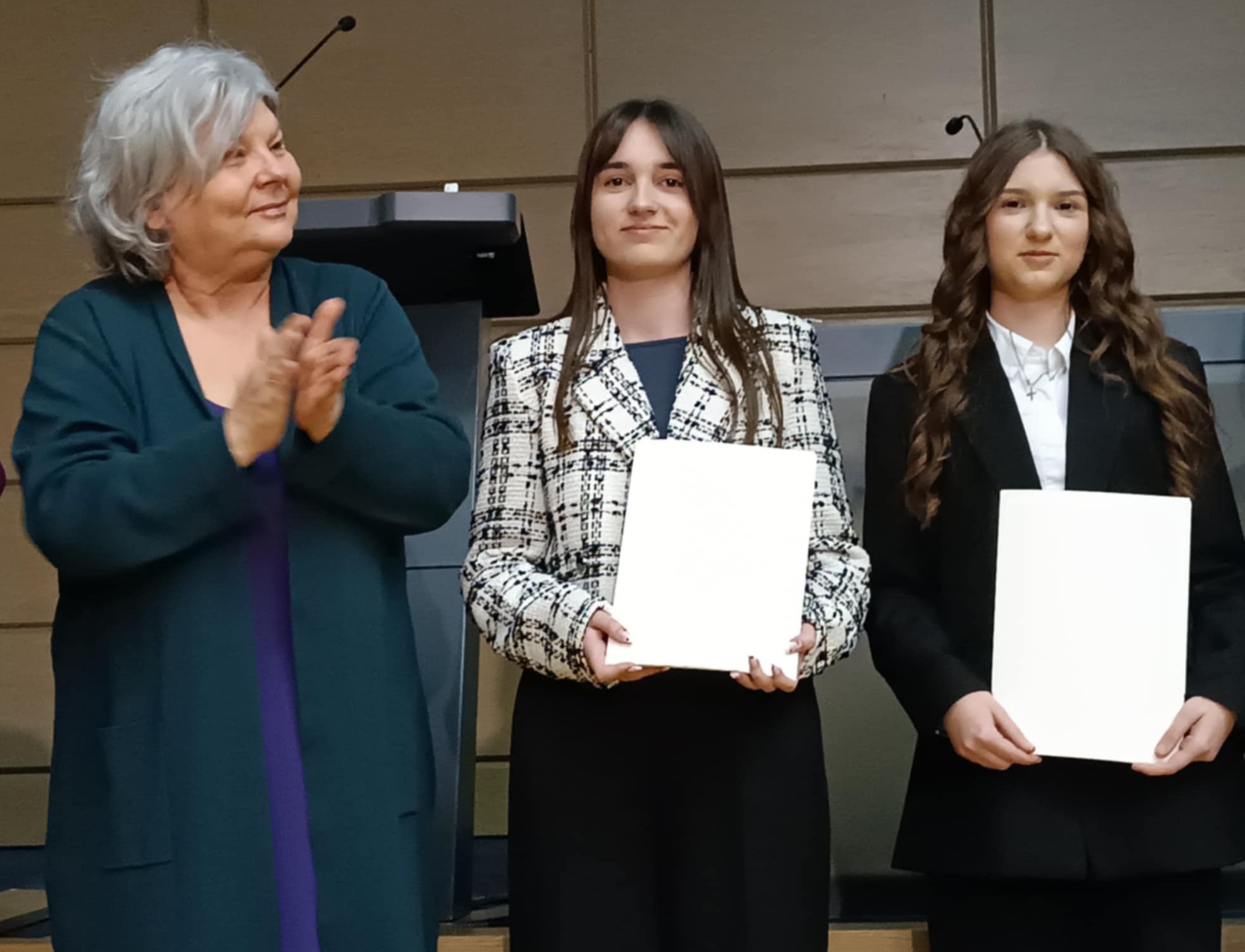 UROCZYSTOŚĆ WRĘCZENIA DYPLOMÓW STYPENDYSTOM PREZESA RADY MINISTRÓW