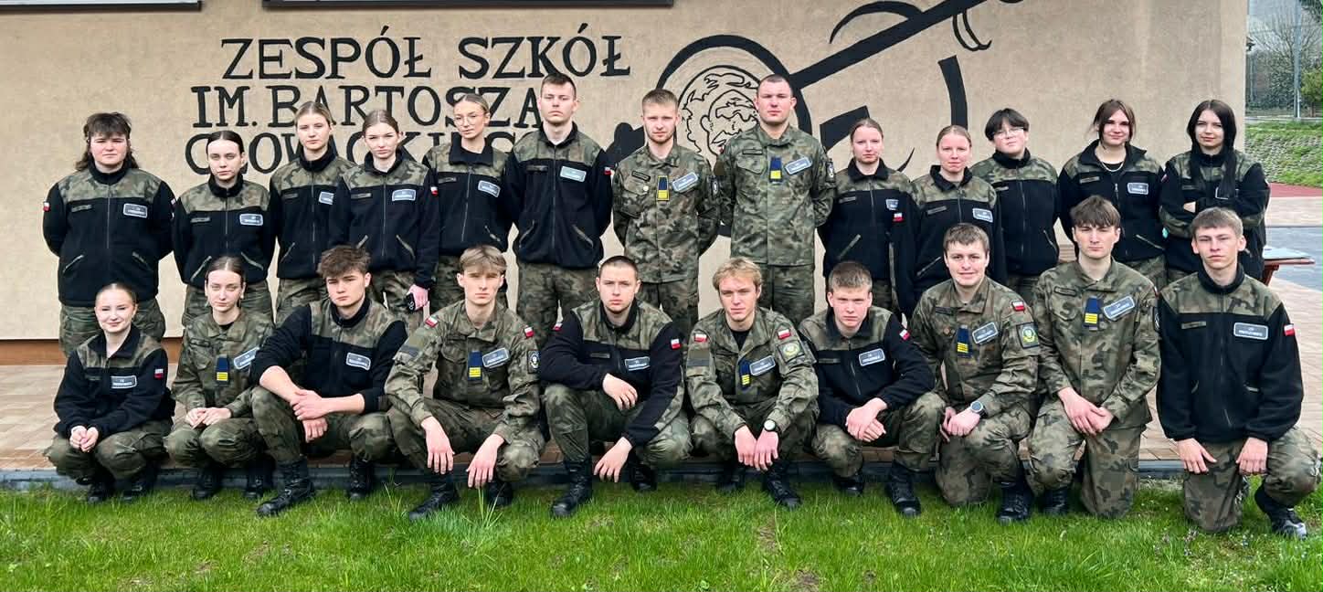 NOWE REKORDY SZKOŁY W KLASIE MUNDUROWEJ ZS PROSZOWICE