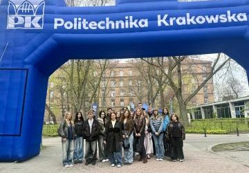 W LABORATORIACH WYDZIAŁU INŻYNIERII I TECHNOLOGII CHEMICZNEJ POLITECHNIKI KRAKOWSKIEJ