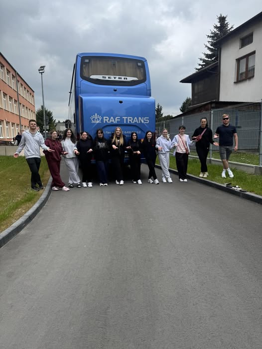 GRECJA JUŻ CZEKA.. UCZNIOWIE TECHNIKUM I BRANŻOWEJ SZKOŁY ZS PROSZOWICE WYJECHALI NA ZAGRANICZNE PRAKTYKI ZAWODOWE