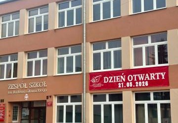 DZIEŃ OTWARTY ZS PROSZOWICE … PRAWDZIWY WEHIKUŁ CZASU