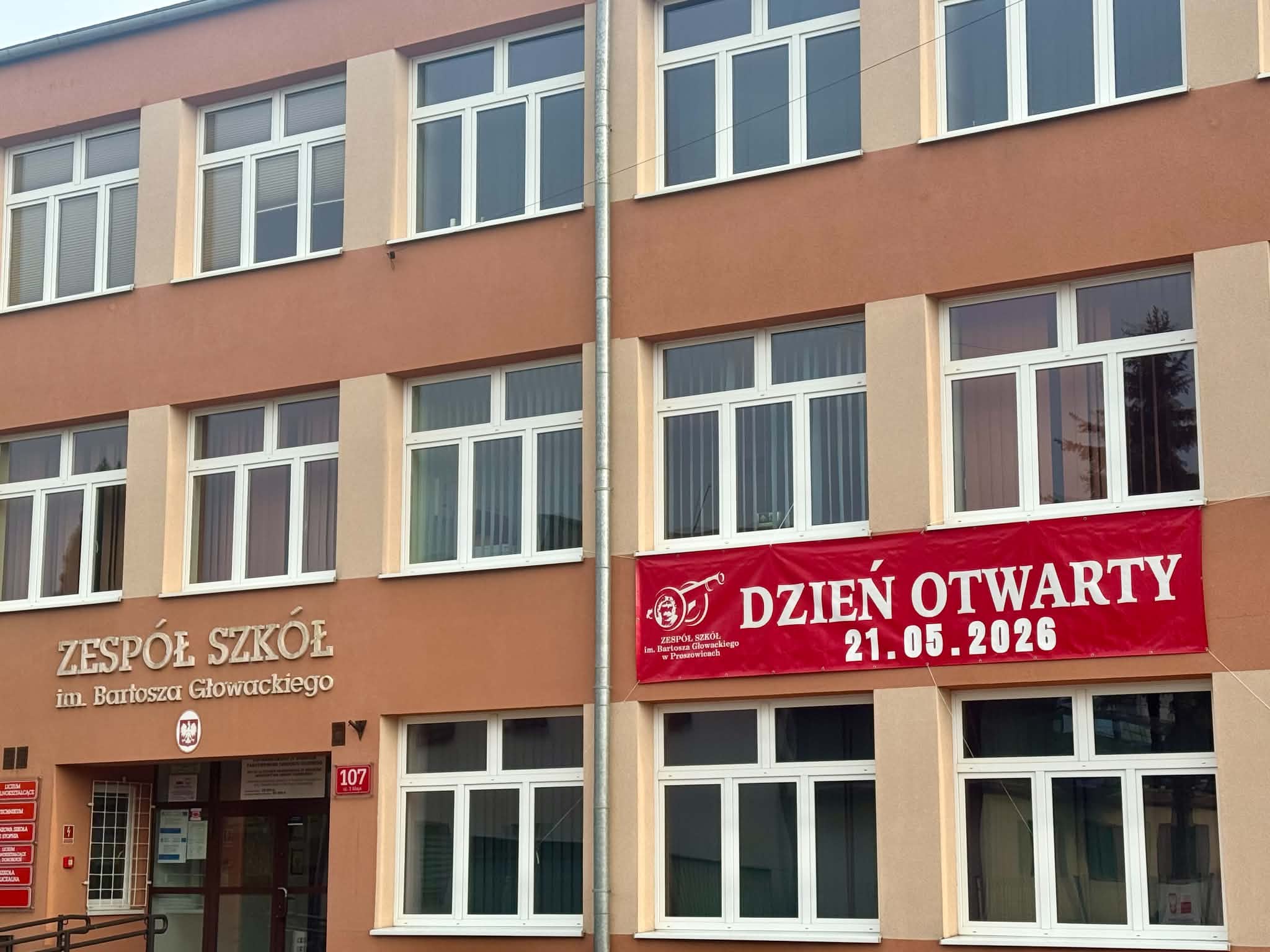 DZIEŃ OTWARTY ZS PROSZOWICE … PRAWDZIWY WEHIKUŁ CZASU